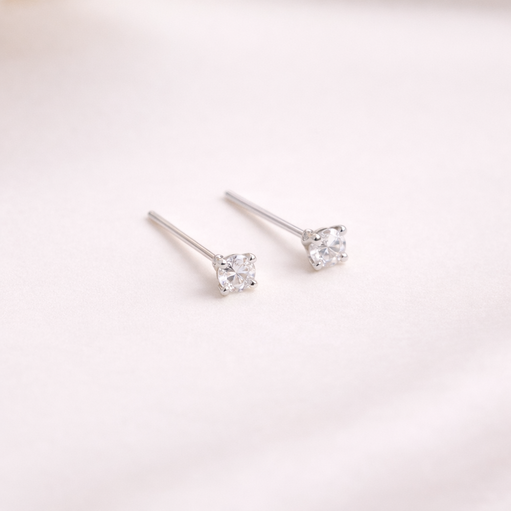 18K Gold Vermeil Crystal Diamond Stud Earrings E107