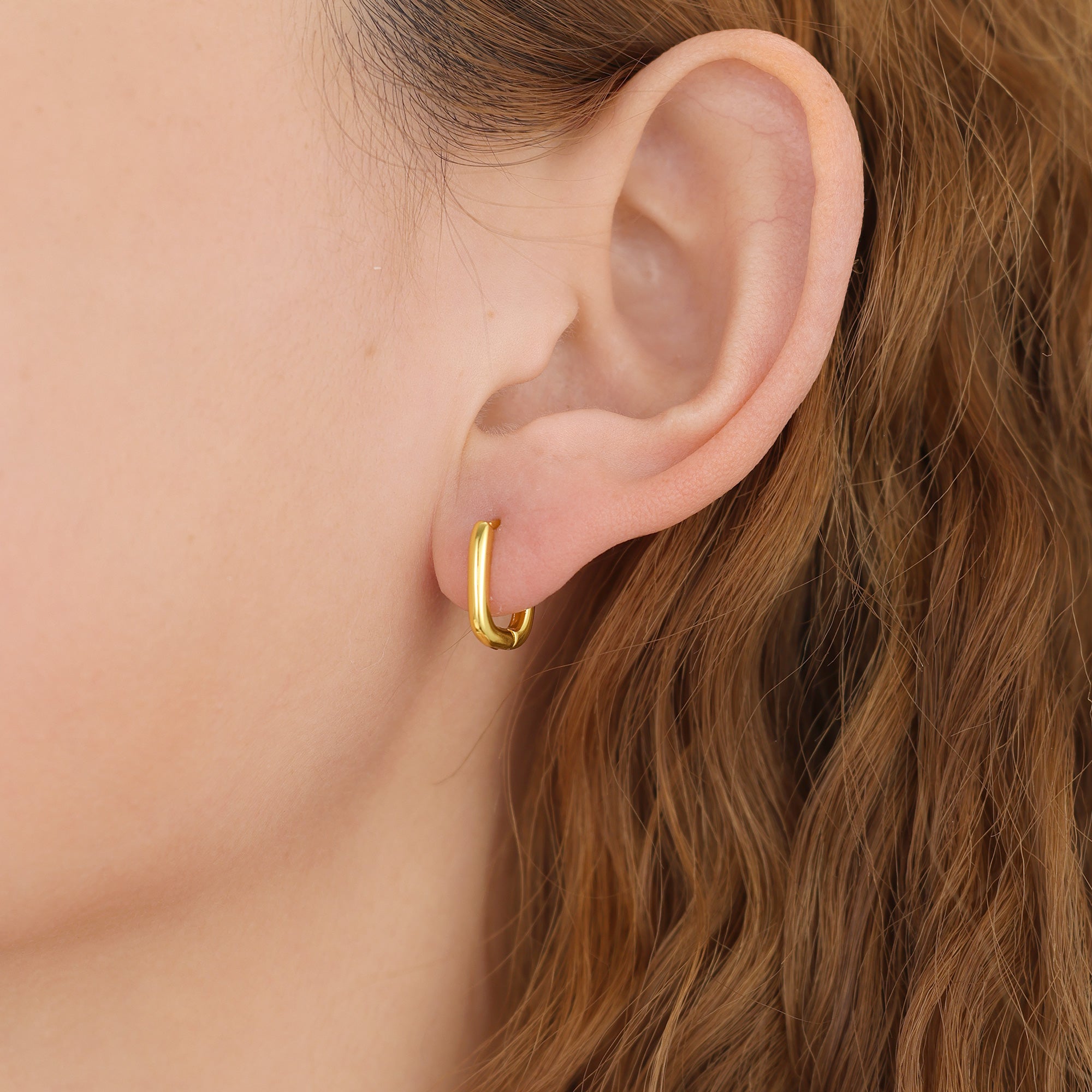 18k Gold Vermeil Oval Hoop Earrings E079