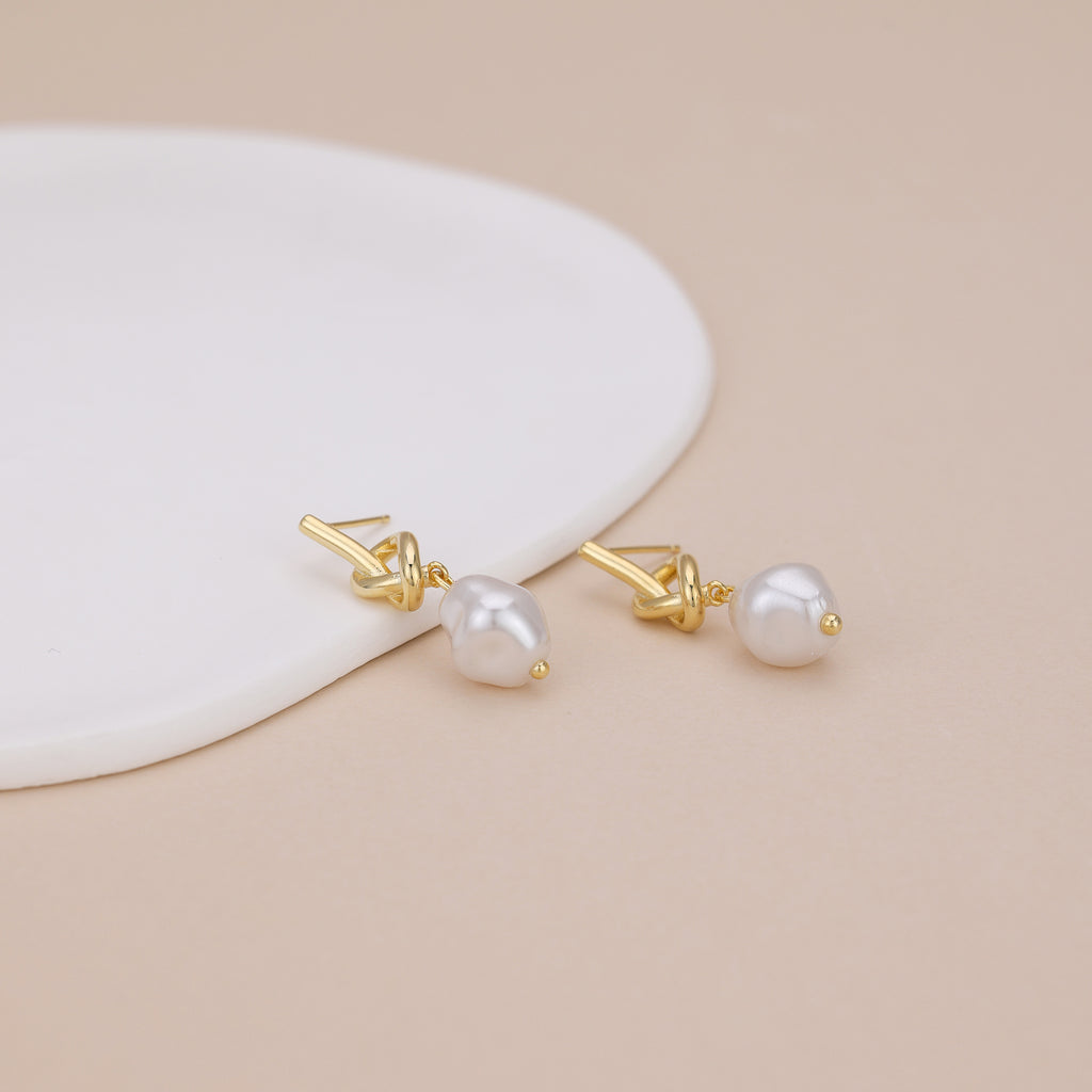 Gold Love Knot Dangle Pearl Earrings E161