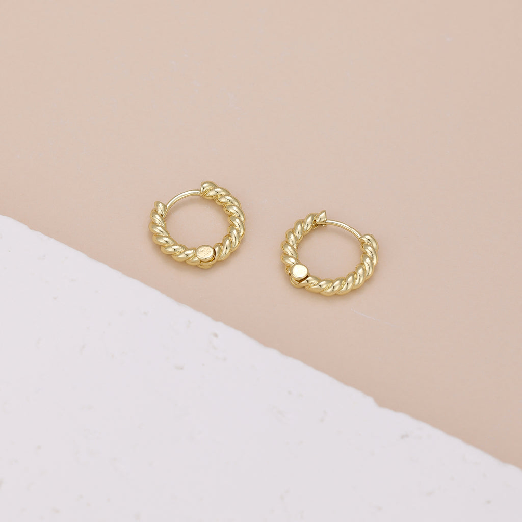 Dainty Gold Twisted Huggie Hoop Earrings E118