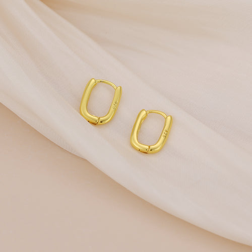 18k Gold Vermeil Oval Hoop Earrings E079