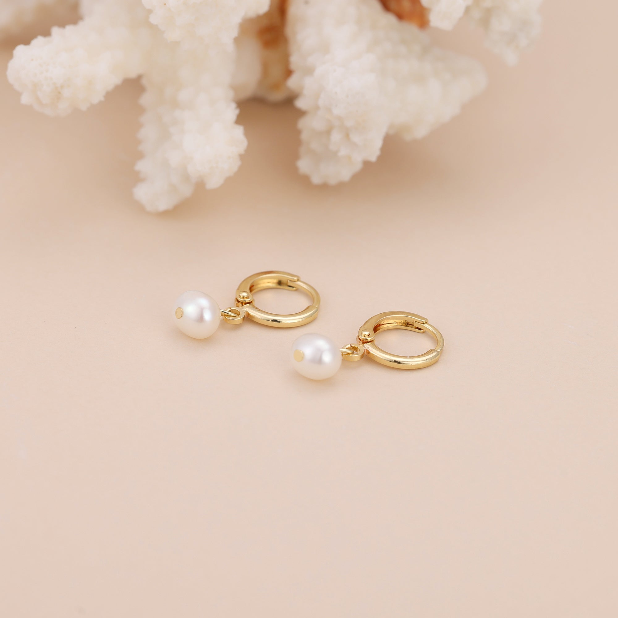 Freshwater Pearl Huggie Hoop Earrings E185