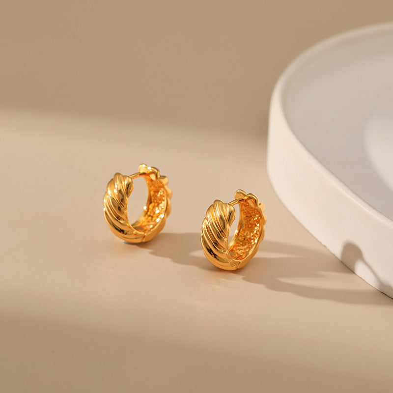 Gold Twisted Rope Chunky Huggie Hoop Earrings E284