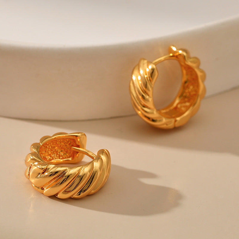 Gold Twisted Rope Chunky Huggie Hoop Earrings E284