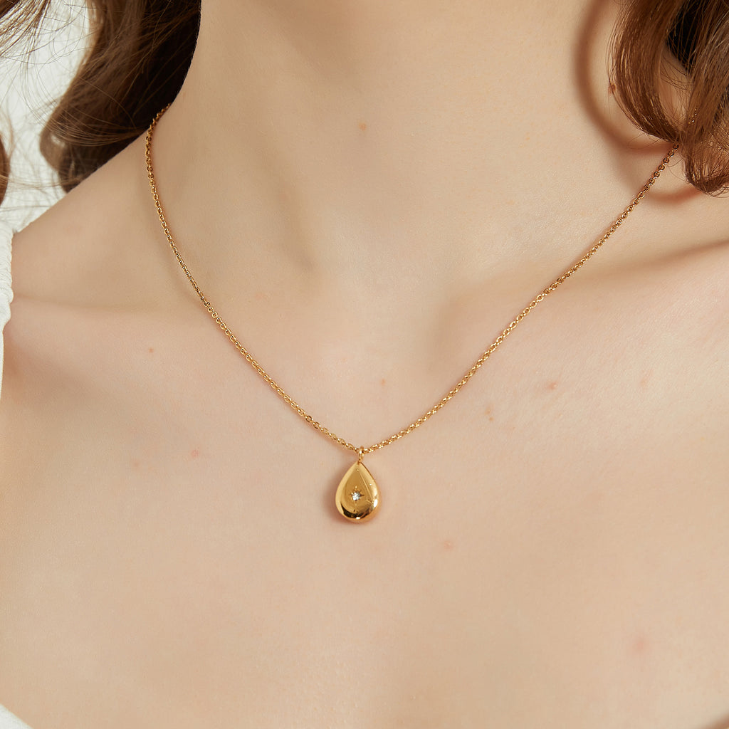 Ceilia Gold Tear Drop Cubic Zirconia Star Necklace