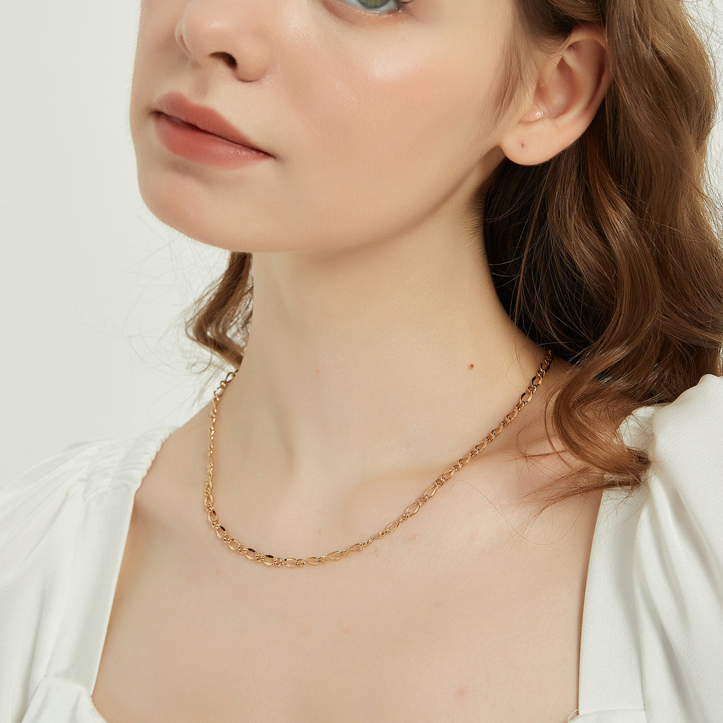 Caroline Gold Dainty Rolo Chain Layering Necklace